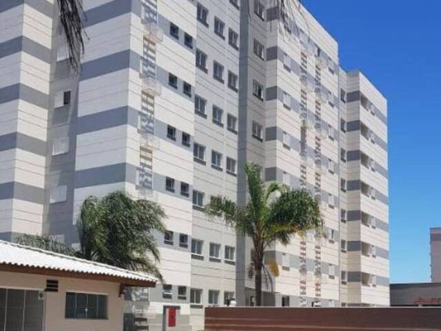 #24 - Apartamento para Venda em Londrina - PR - 1